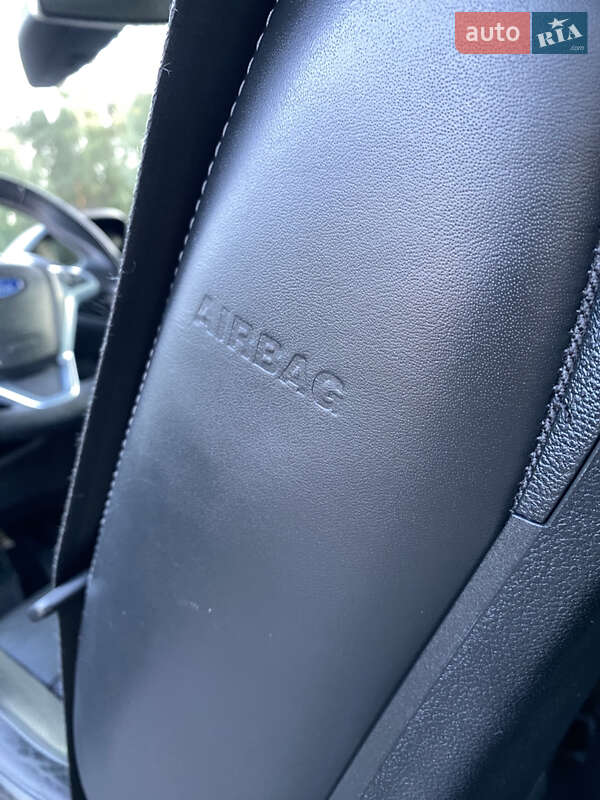 Микровэн Ford B-Max 2014 в Киеве