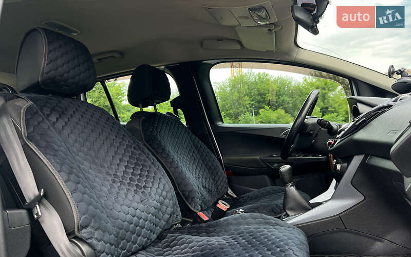 Микровэн Ford B-Max 2013 в Львове