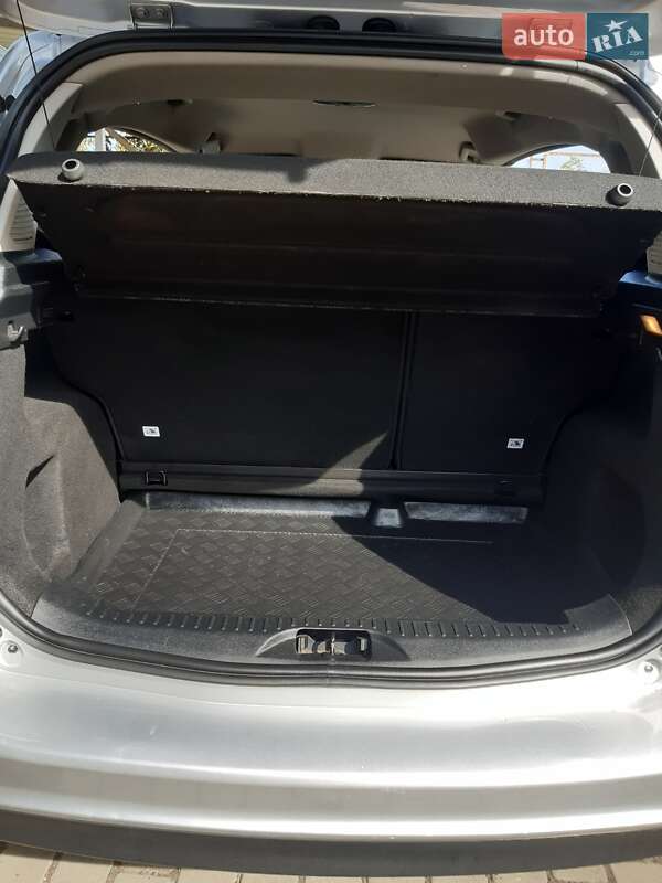 Микровэн Ford B-Max 2013 в Одессе фото 17 Микровэн Ford B-Max 2013 в Одессе