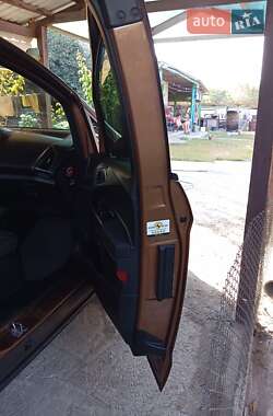 Микровэн Ford B-Max 2013 в Вольногорске