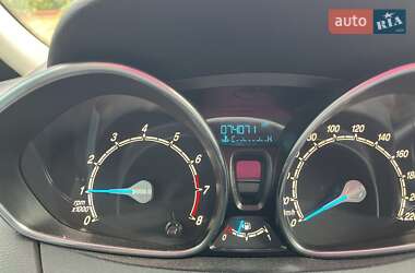 Мікровен Ford B-Max 2013 в 