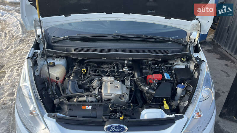 Микровэн Ford B-Max 2014 в Львове