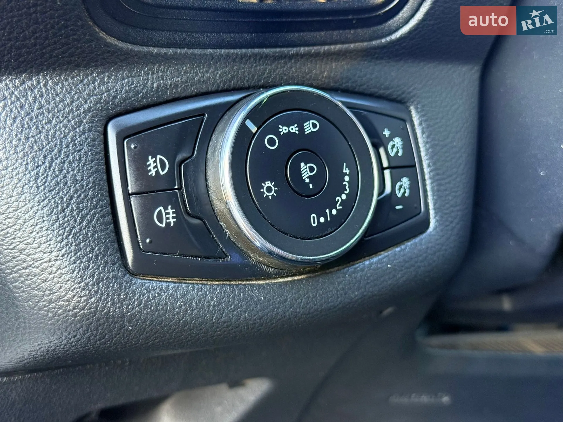 2013 Ford B-MAX - мініатюра 34