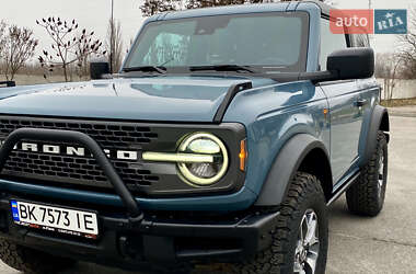 Позашляховик / Кросовер Ford Bronco 2022 в 