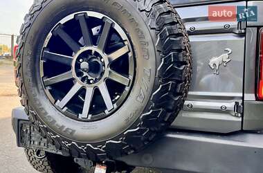 Позашляховик / Кросовер Ford Bronco 2023 в 