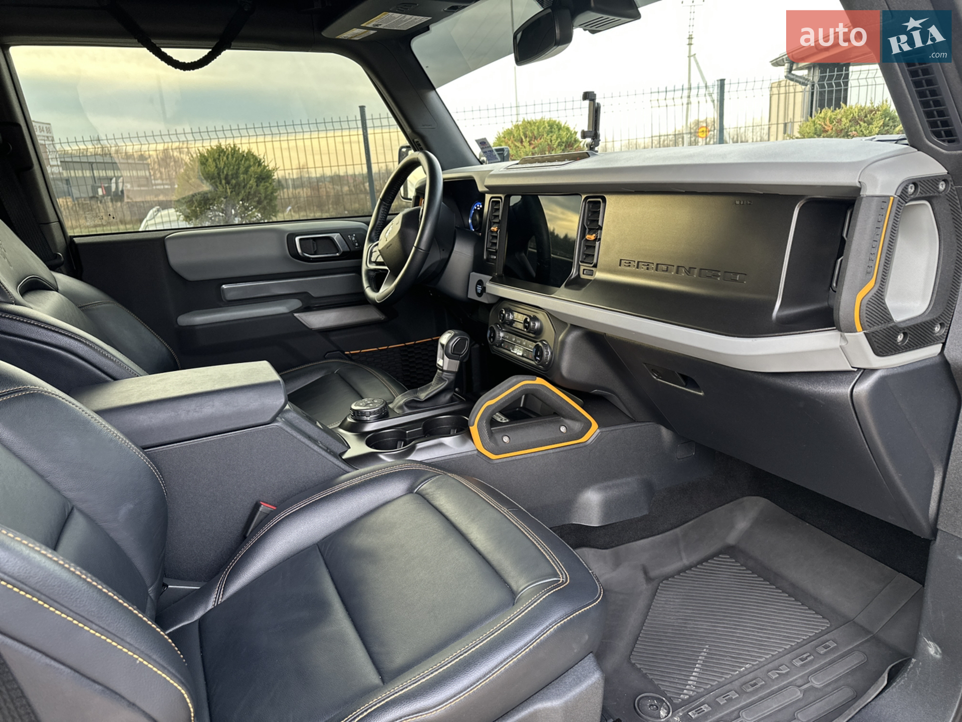 2022 Ford Bronco - мініатюра 35
