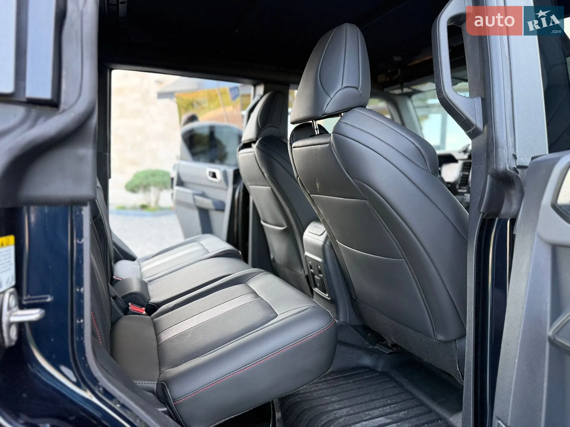 2021 Ford Bronco - мініатюра 51