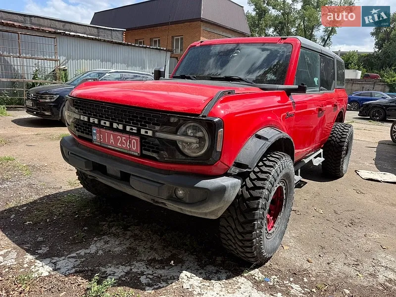 Ford Bronco 2022