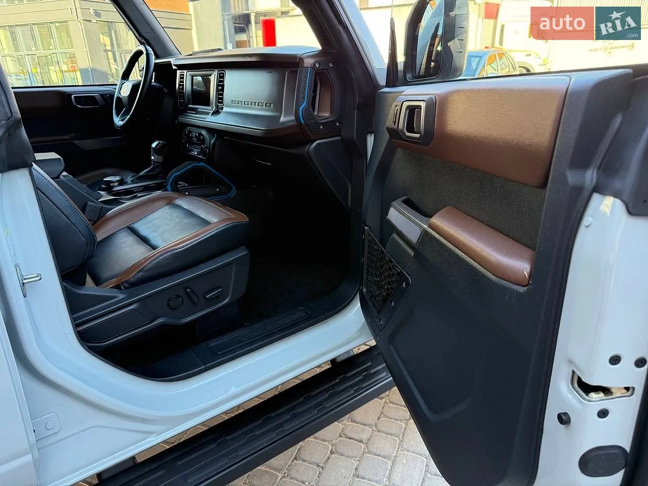 2024 Ford Bronco - мініатюра 28