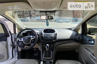 Седан Ford C-Max 2017 в 
