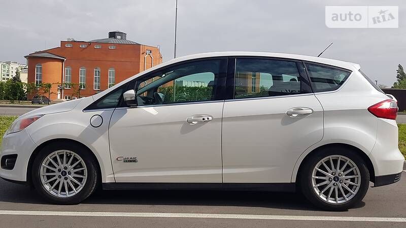 Хэтчбек Ford C-Max 2013 в Киеве