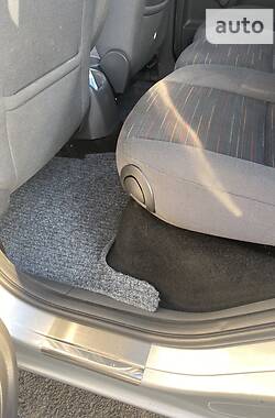 Хэтчбек Ford C-Max 2010 в 