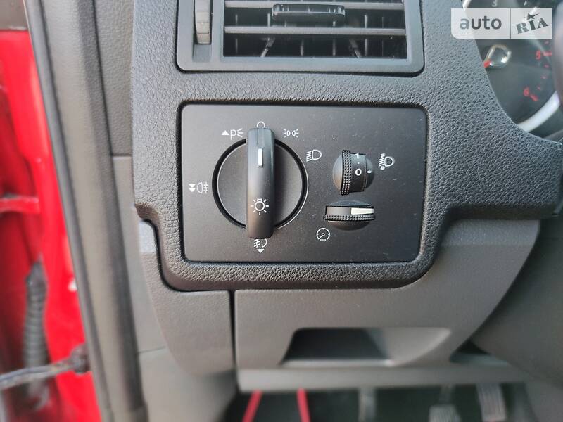 Універсал Ford C-Max 2009 в Житомирі