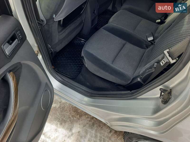 Минивэн Ford C-Max 2007 в Рава-Русской