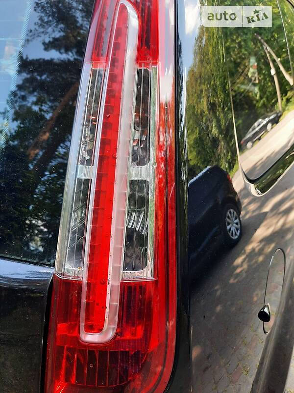 Мінівен Ford C-Max 2010 в Дрогобичі