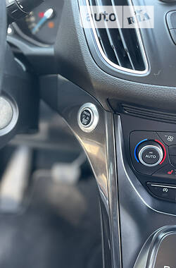 Минивэн Ford C-Max 2016 в 