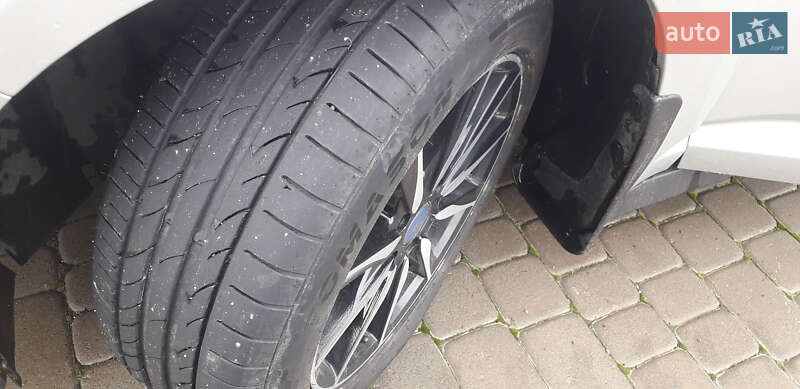 Микровэн Ford C-Max 2017 в Николаеве