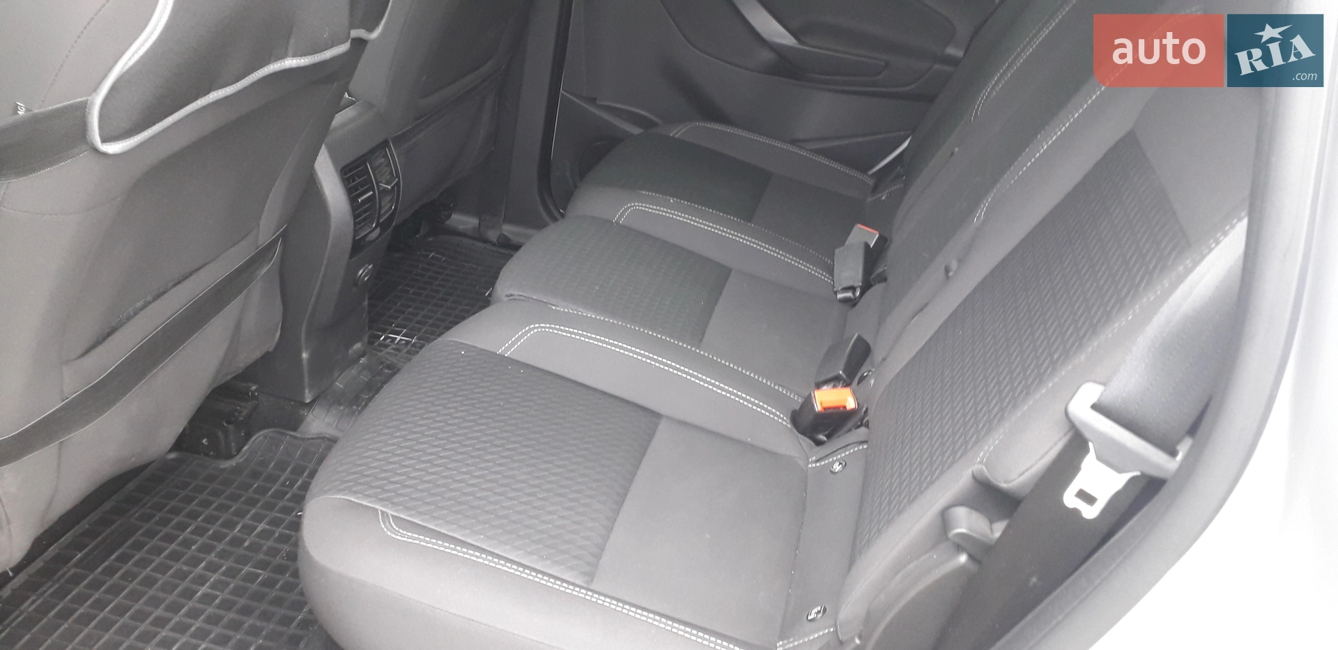 2017 Ford C-MAX - мініатюра 28