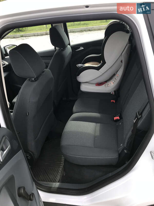 Мікровен Ford C-Max 2013 в Бродах