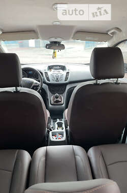 Мікровен Ford C-Max 2013 в Сарнах