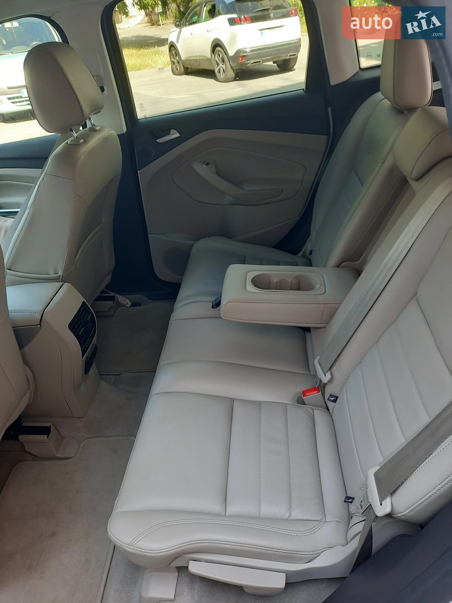 2016 Ford C-MAX - мініатюра 16