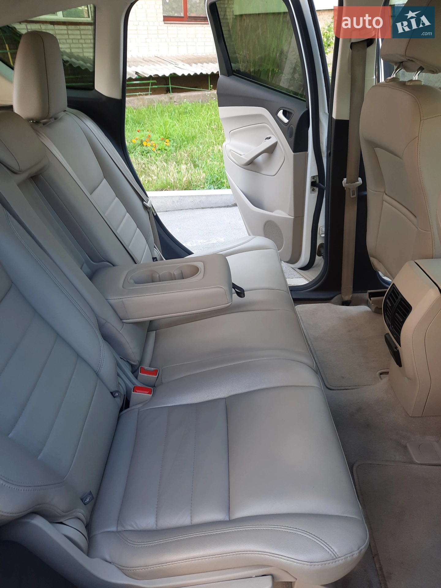 2016 Ford C-MAX - мініатюра 17