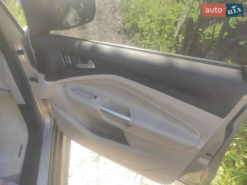 Мінівен Ford C-Max 2014 в Черкасах