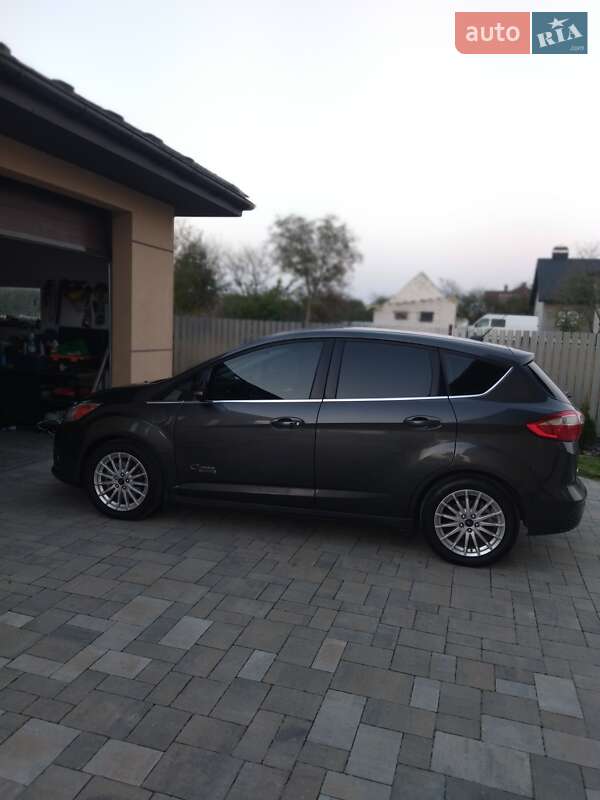 Минивэн Ford C-Max 2016 в Владимире