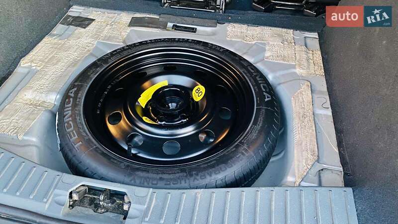 Минивэн Ford C-Max 2012 в Александрие