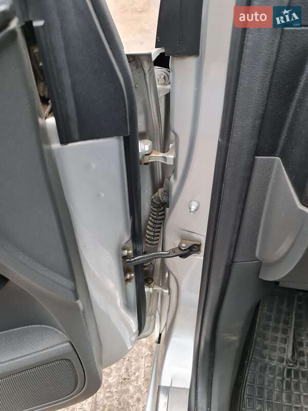 Минивэн Ford C-Max 2005 в Ирпене фото 37 Минивэн Ford C-Max 2005 в Ирпене