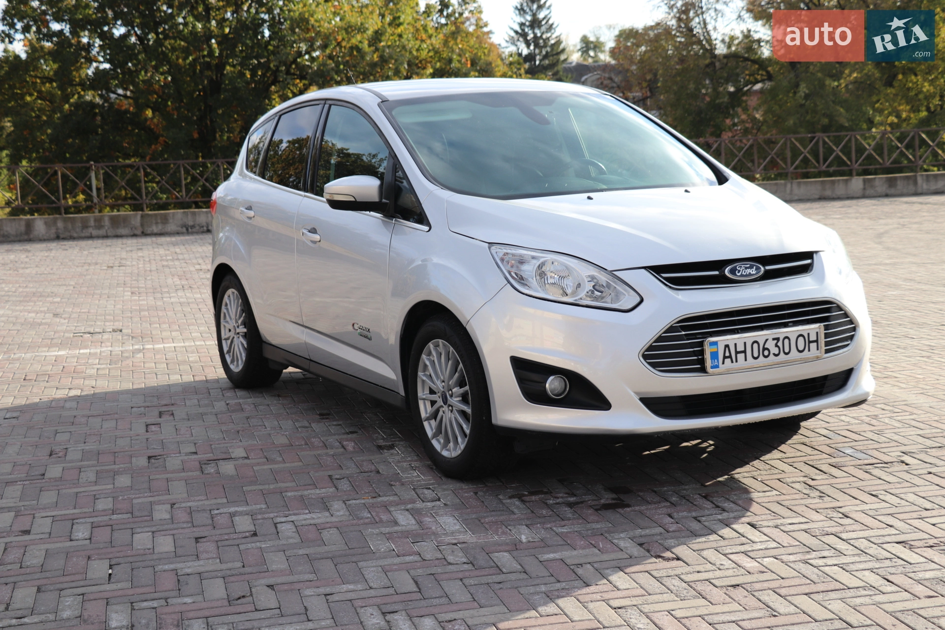2016 Ford C-MAX - мініатюра 16