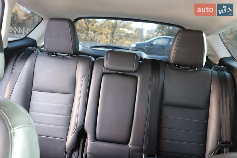 Мінівен Ford C-Max 2016 в Харкові фото 50 Мінівен Ford C-Max 2016 в Харкові
