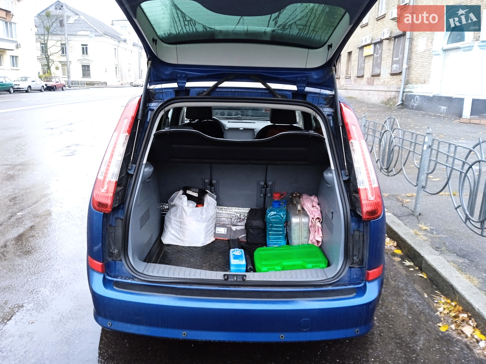 2010 Ford C-MAX - мініатюра 17