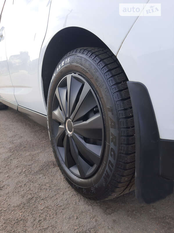 Минивэн Ford C-Max 2013 в Черкассах фото 30 Минивэн Ford C-Max 2013 в Черкассах