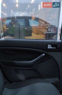 Минивэн Ford C-Max 2009 в Киеве