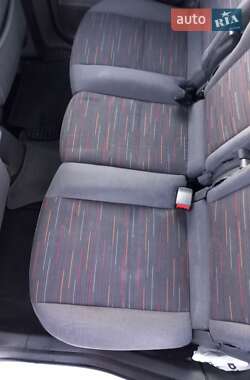 Минивэн Ford C-Max 2010 в 