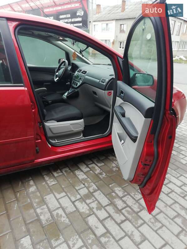 Минивэн Ford C-Max 2006 в Романове