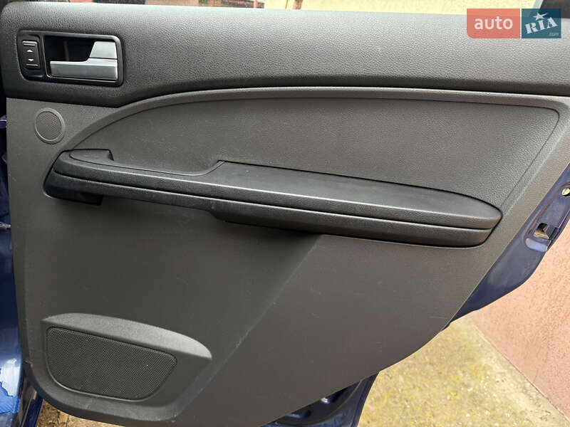 Мінівен Ford C-Max 2006 в Коростені фото 12 Мінівен Ford C-Max 2006 в Коростені