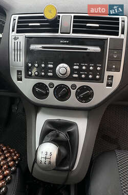 Минивэн Ford C-Max 2006 в Коростене