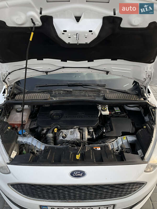 Минивэн Ford C-Max 2016 в Гайсине