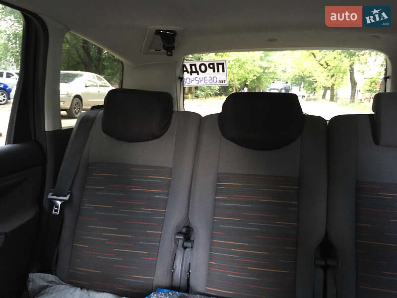 Мінівен Ford C-Max 2009 в Оженині