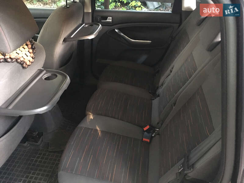 Мінівен Ford C-Max 2009 в Оженині