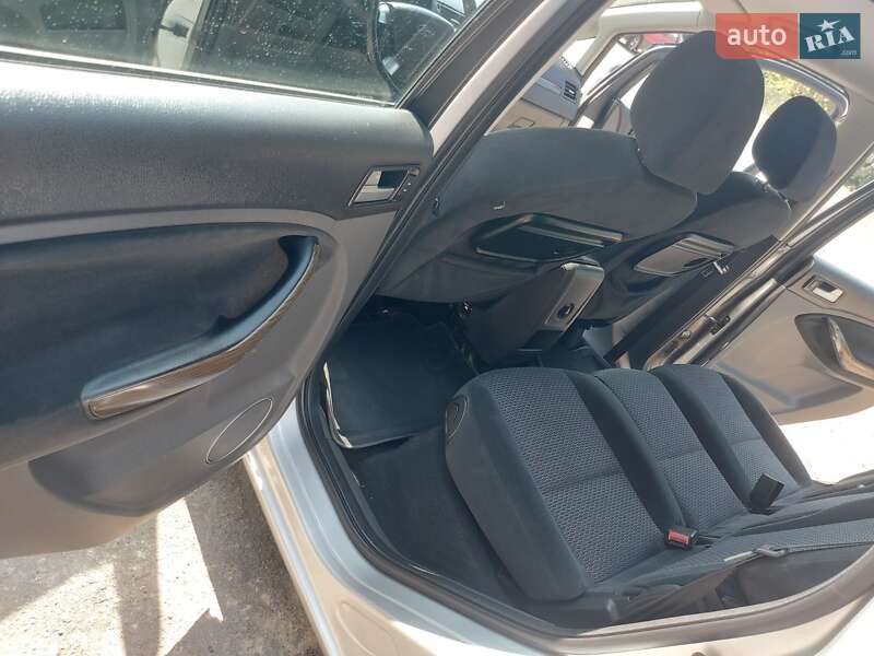 Минивэн Ford C-Max 2010 в Луцке