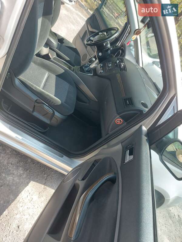 Минивэн Ford C-Max 2010 в Луцке