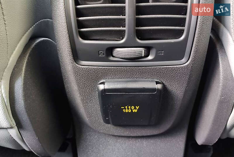 Мінівен Ford C-Max 2018 в Львові