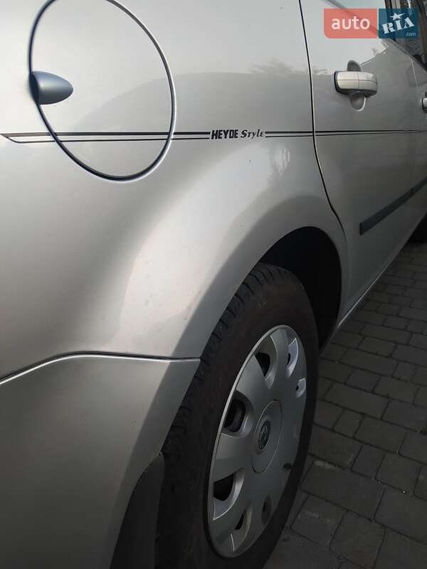 Мінівен Ford C-Max 2006 в Рівному