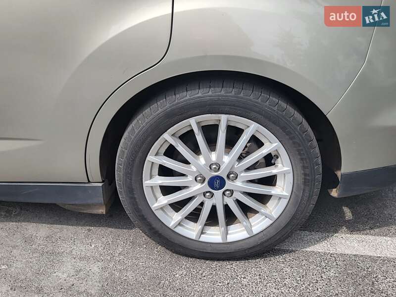 Минивэн Ford C-Max 2015 в Белой Церкви