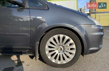 Минивэн Ford C-Max 2008 в 