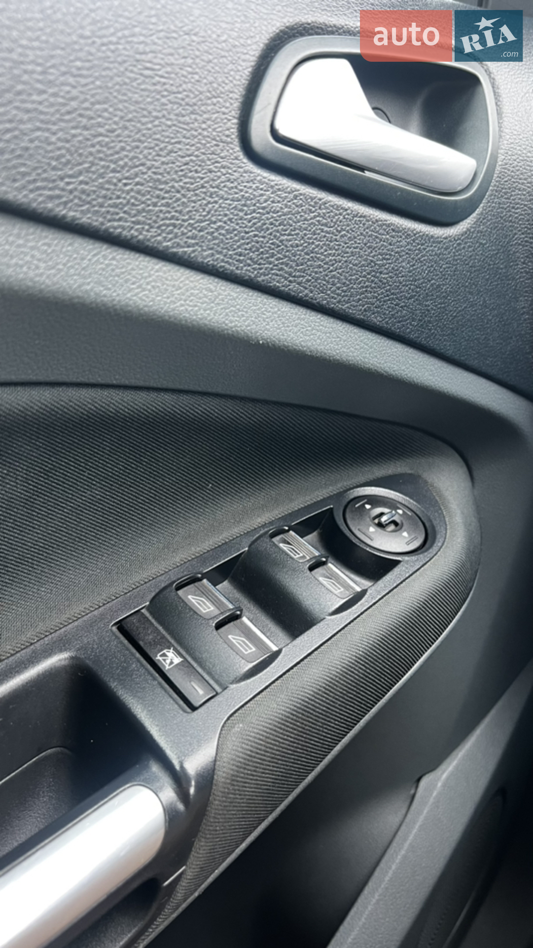 2010 Ford C-MAX - мініатюра 12