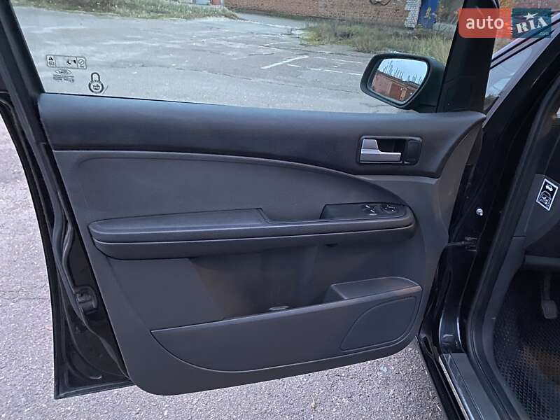 Мінівен Ford C-Max 2003 в Чернігові